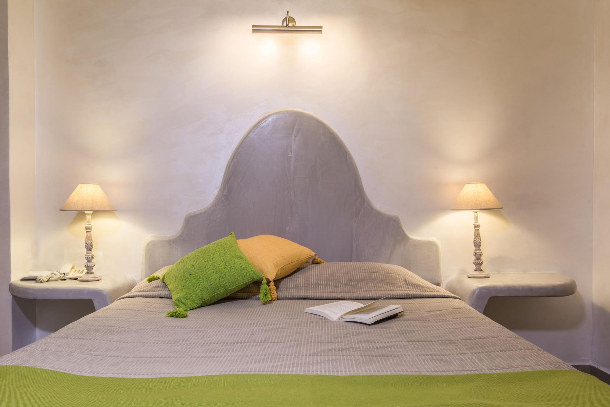 Hotel Sunrise Тира Экстерьер фото