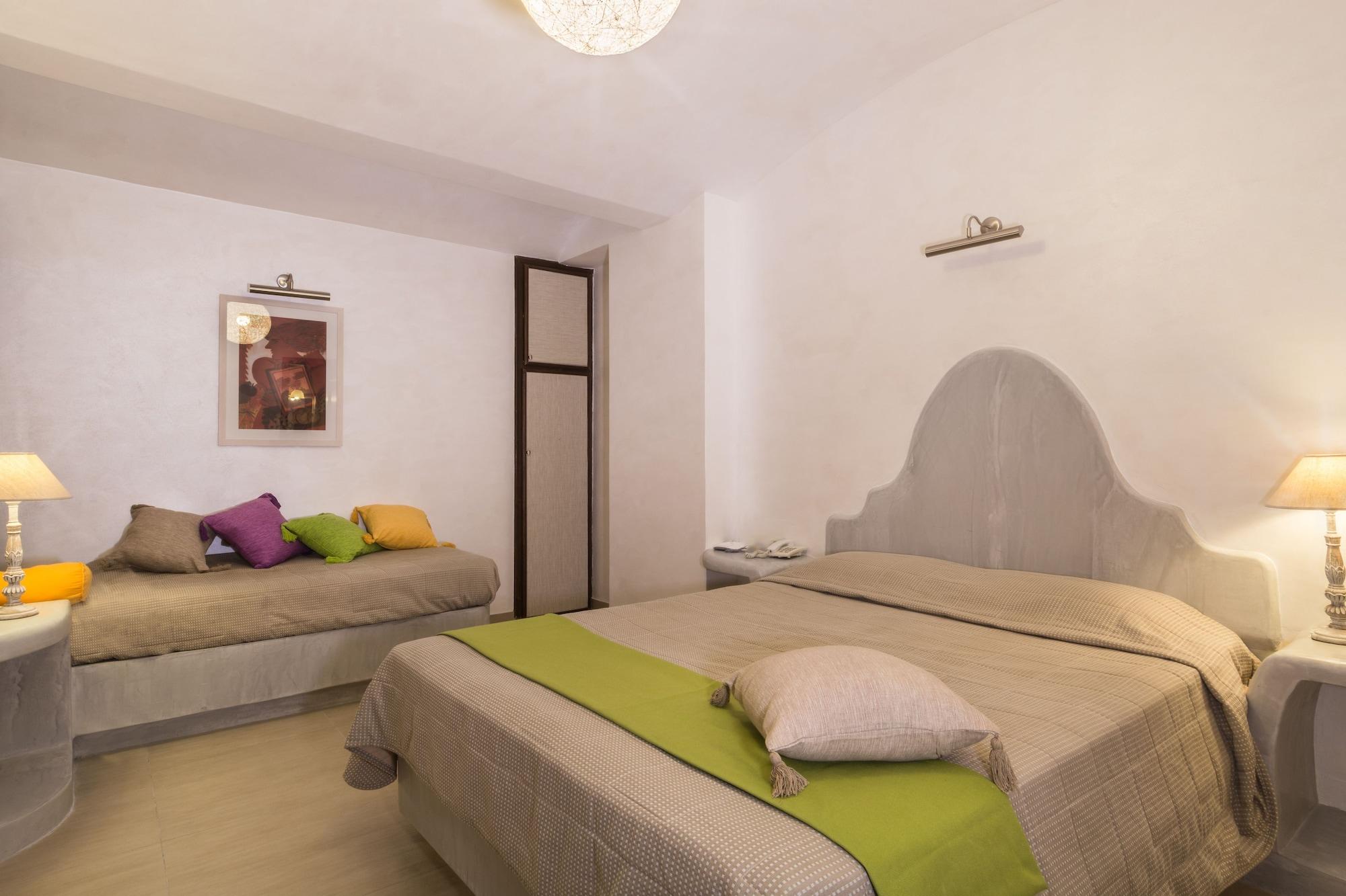Hotel Sunrise Тира Экстерьер фото